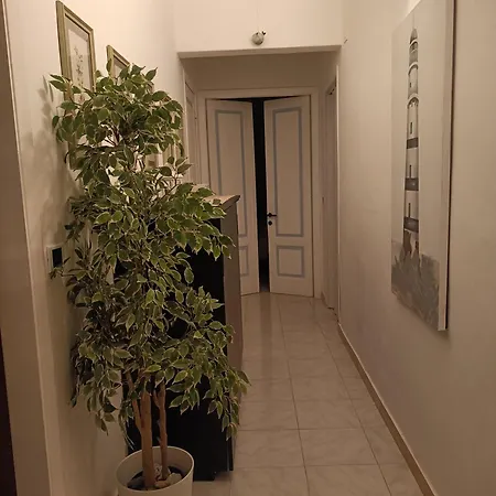 Apartamento Il Faro Dei Poeti *
