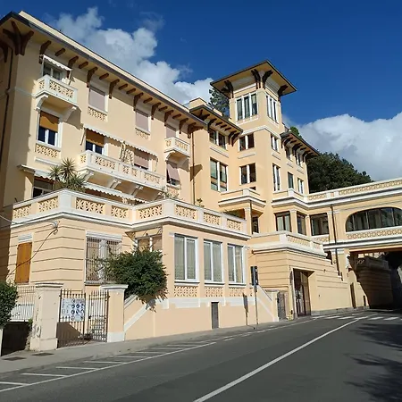 Il Faro Dei Poeti Apartamento Lerici