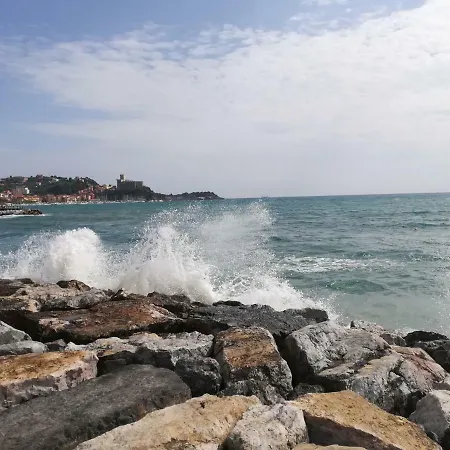 Apartamento Il Faro Dei Poeti *