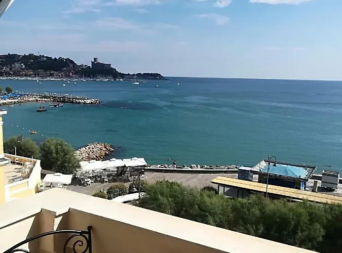 Διαμέρισμα Il Faro Dei Poeti Lerici